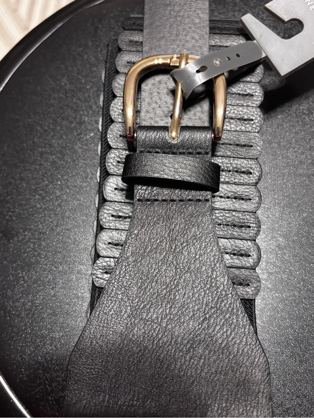 Lane Bryant Black Elastic Belt with Gold‎ Buckle Accordion Stretch Belt READ